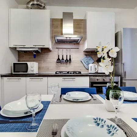 Apartmán White Flowers With Canal View By Wonderful Italy