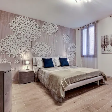 White Flowers With Canal View By Wonderful Italy Apartmán Benátky