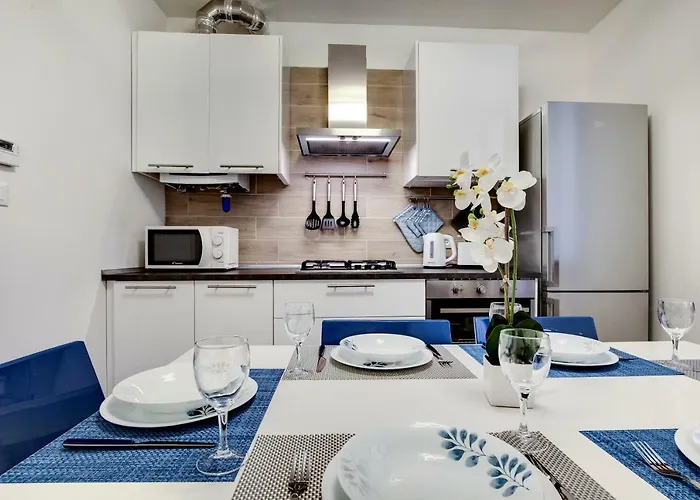 Apartament White Flowers With Canal View By Wonderful Italy